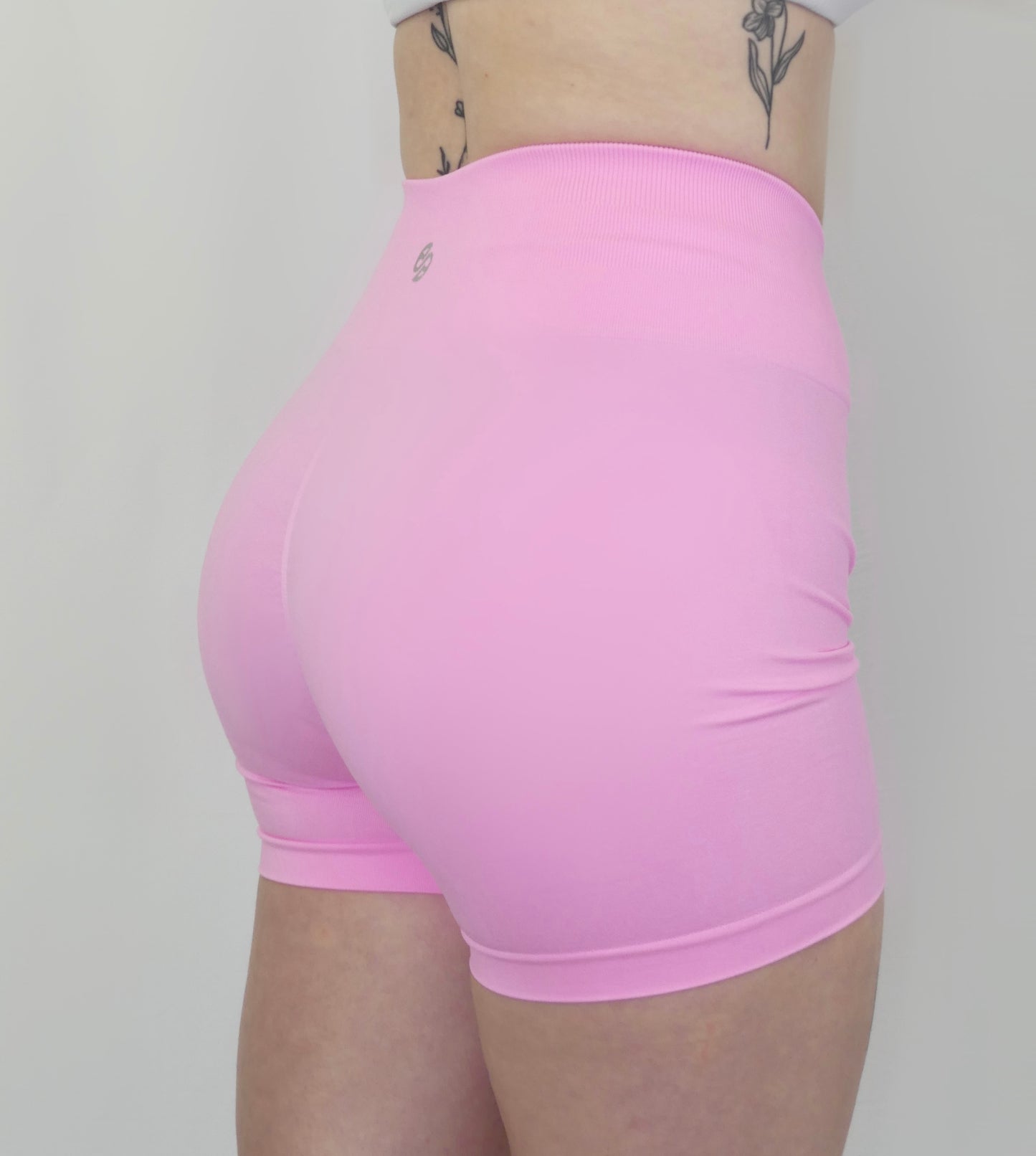 EVERYDAY SEAMLESS SHORTS