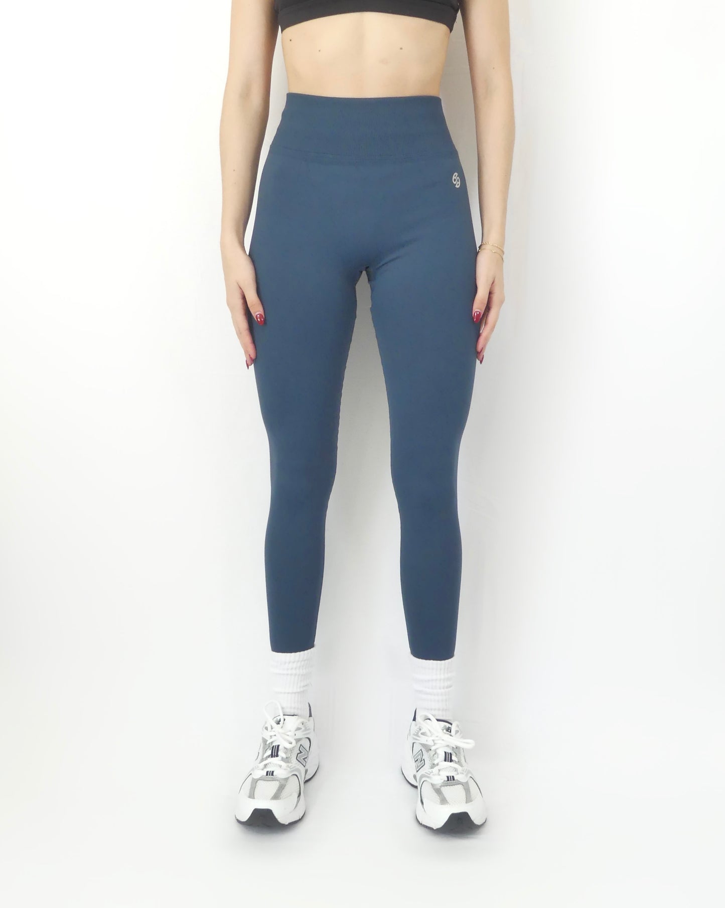 MID-WAIST SEAMLESS LEGGINGS